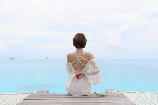 感情线智慧线之间横线 这种手相事业运势起起伏伏