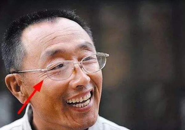 女人手指长的命运 食指短的是艺术家